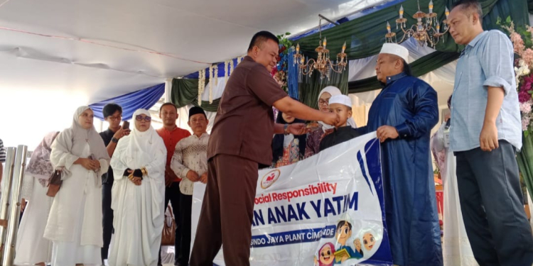 PT TFJ Gandeng Pemdes Cimande Hilir Rutin Santuni Ribuan Yatim