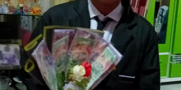 Dapa Ariadinata Raih Juara 3 Kelulusan SDN Nurul Palah Benteng, Orang Tua Bangga atas Prestasinya