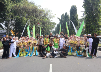 Kecamatan Tamansari Meriahkan Helaran HJB ke-544 di Jalan Tegar Beriman