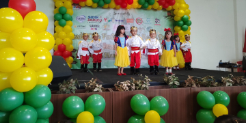 Puluhan Anak Tampil Percaya Diri di Pentas Seni Bimba RK Planes, Orang Tua Antusias Beri Dukungan