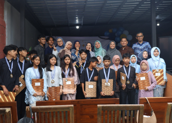 Sekolah Djuara PKBM Bakti Nusa Lepas 91 Siswa Angkatan Kedua Tahun Ajaran 2025-2026
