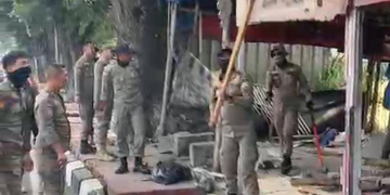 Satpol PP Kabupaten Bogor Tertibkan Bangli di Cigombong
