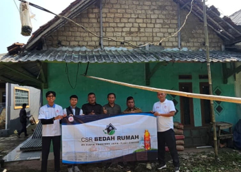 Melalui CSR PT TFJ Mayora Group Bedah Rumah Warga Cimande Hilir